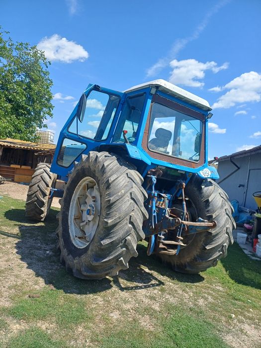 Tractor Ford New-Holland