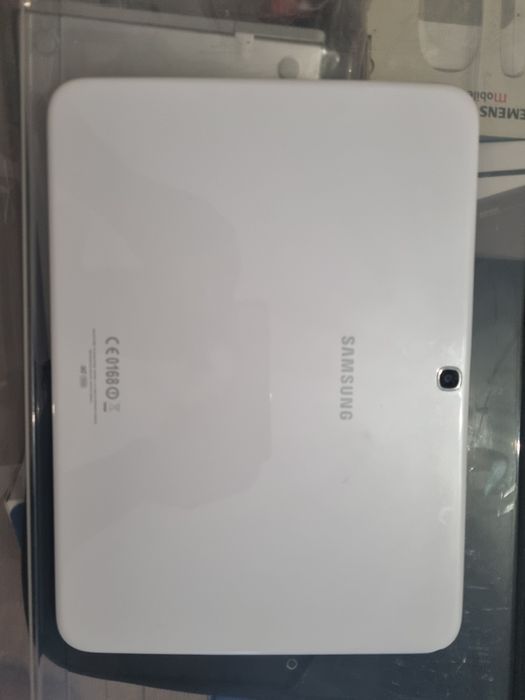 Vând tabletă Samsung GT P 5200