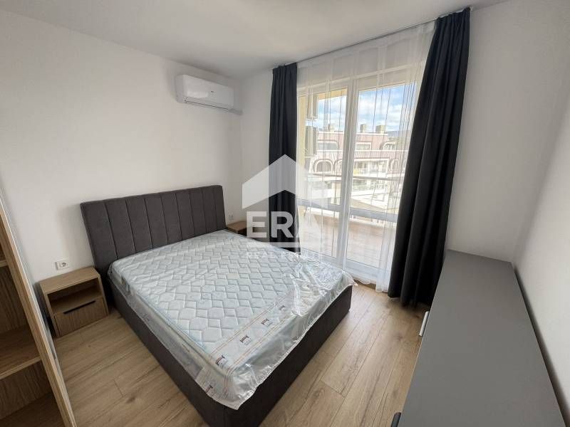 Продава се Двустаен апартамент в Варна, Младост 2 - 58 кв.м за 1627 €/кв.м - Снимка #8