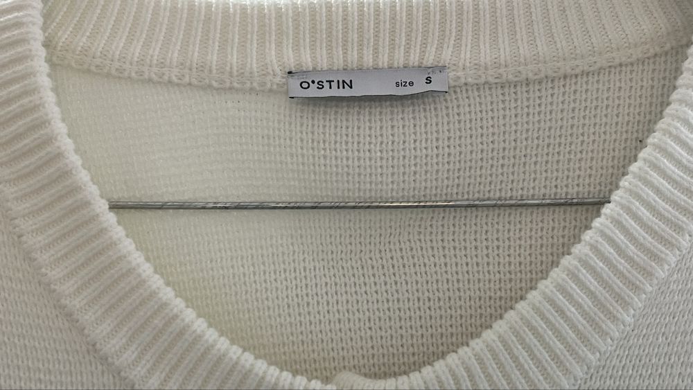 Белый джемпер OSTIN