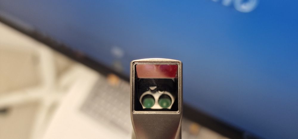 Scanner intraoral Dentsplay Sirona   Cerec