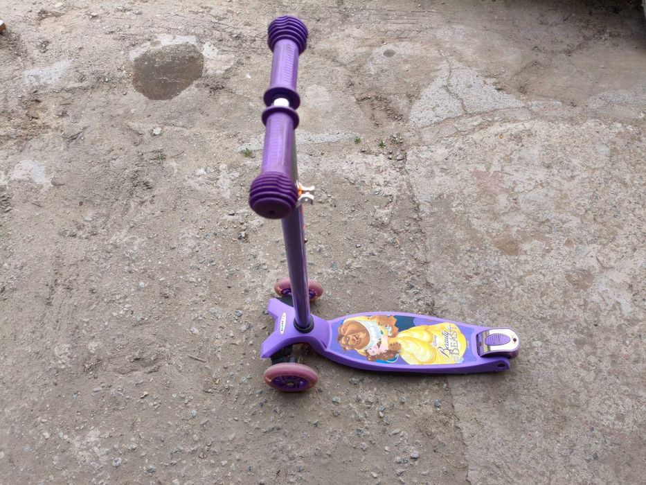 Самокат детский.