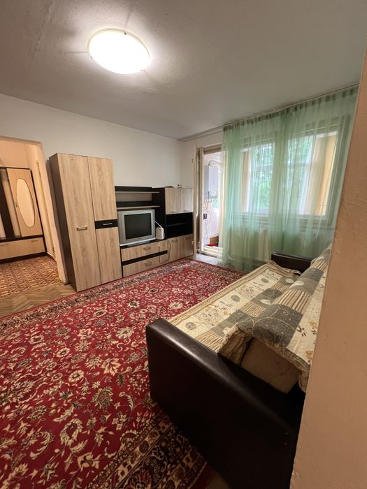 Apartament de inchiriat