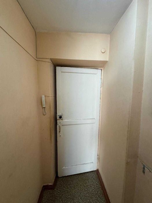 Продается 1,5-ка в центре города