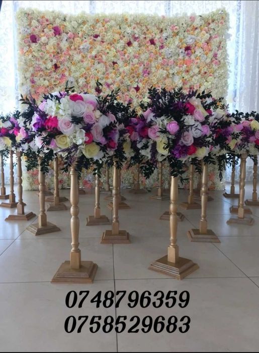 Aranjamente florale și suporți