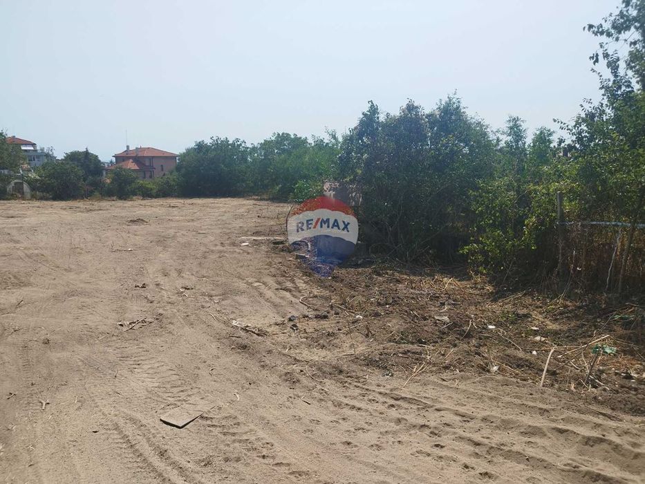Продава се Парцел в Варна, м-т Траката - 2350 кв.м за 137 €/кв.м - Снимка #4