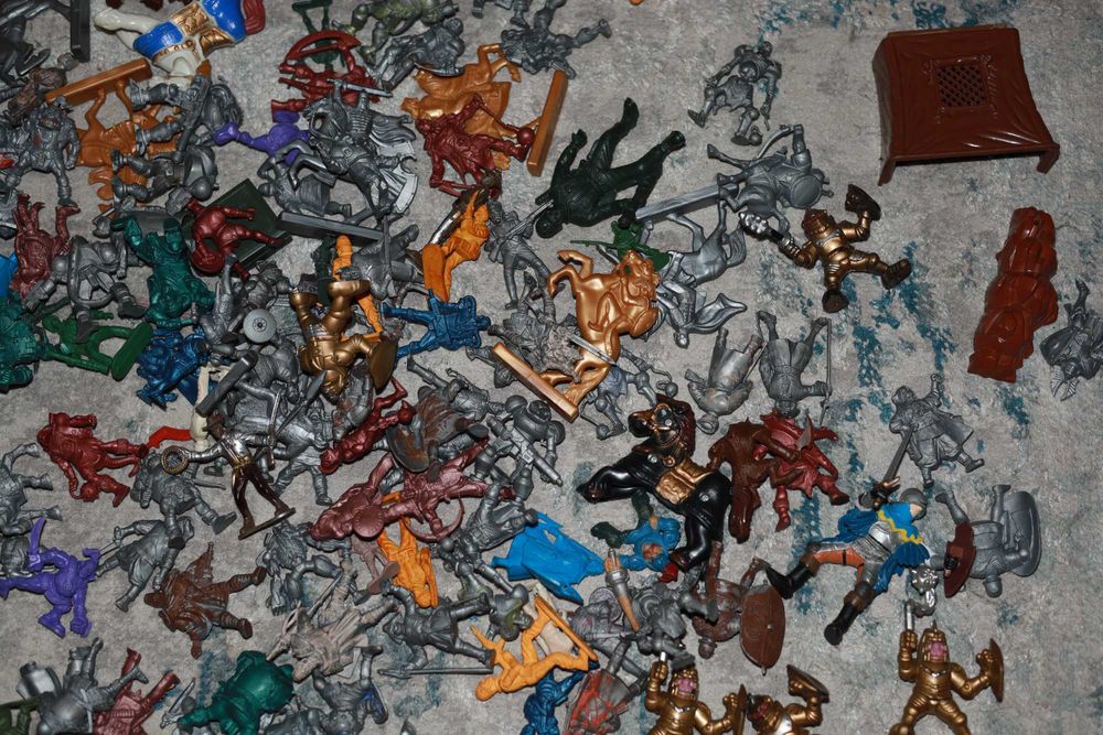 Продам солдатиков