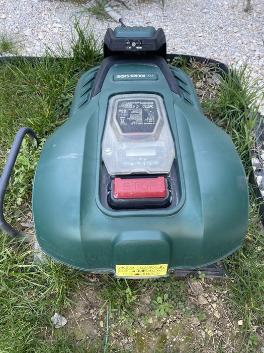 Косачка робот Парксайд