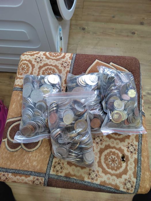 Monede din toata lumea mixate 1 kg