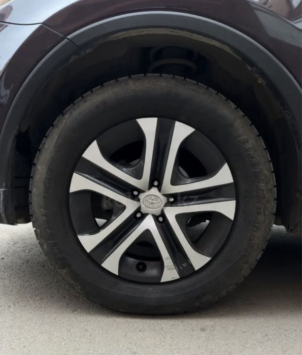 Продам Toyota RAV4