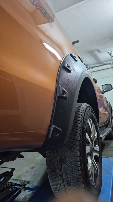 Overfendere aparatori de noroi pentru Ford Ranger T7 an 2015-2018