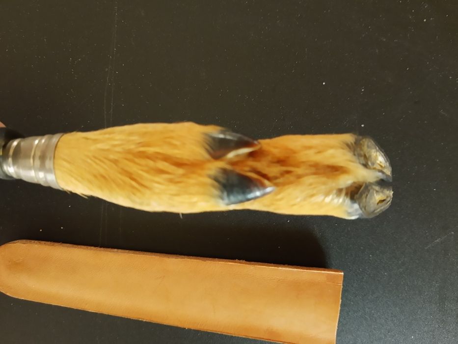 Много интересен нож за писма