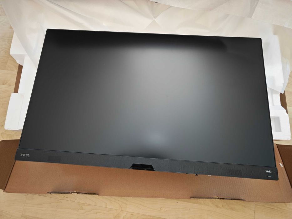 НОВ Монитор BenQ MOBIUZ EX3210U 32 Zoll 4K ULTRA HD LED Gaming Monitor