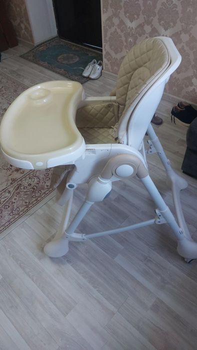 Детский ходунки,стулья б/у состояния  хорошее