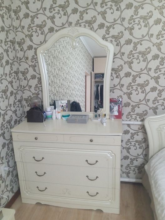 Спальня б.у продам 100000тг