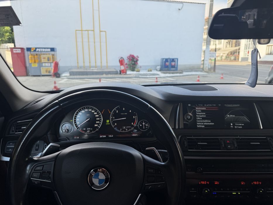 BMW 5 Series 2015 — imagine 5