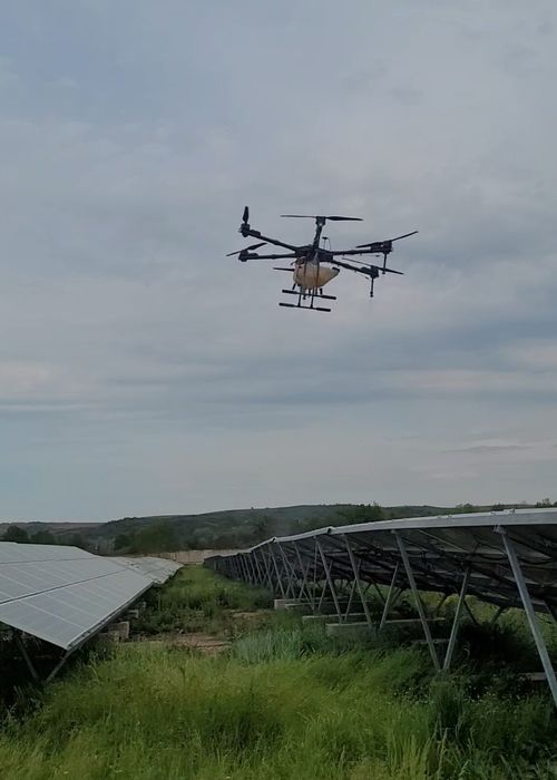 Услуги с Агродрон за Пръскане и Третиране (16л) – Област Плевен
