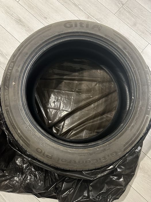 Шины летние Giti 235/50 R19