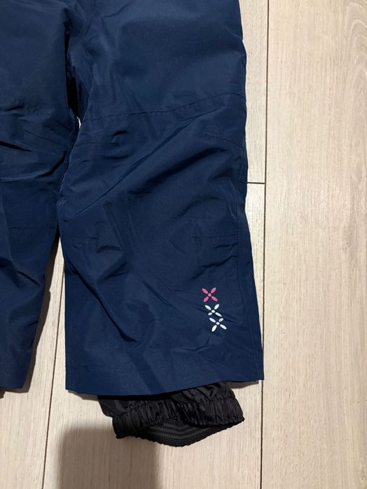 Pantaloni de fas cu pieptar