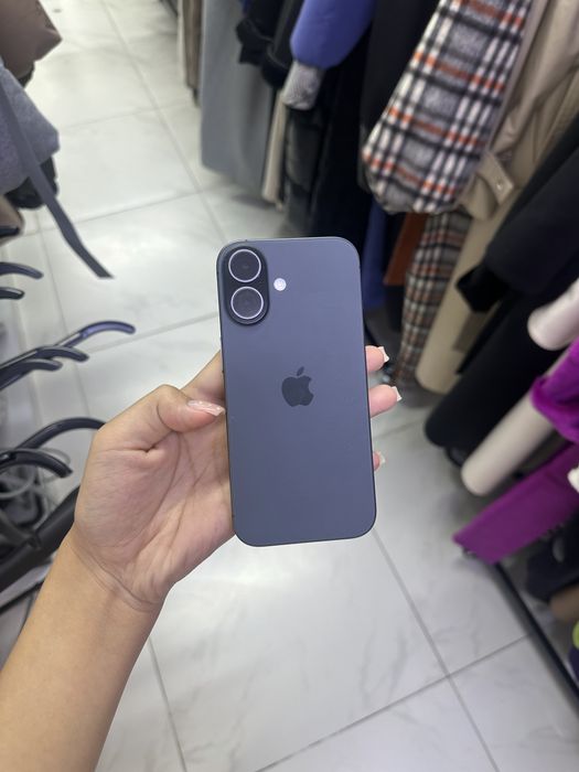 Телефон iphone 17