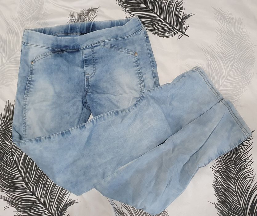 Дамски дънки в добро състояние