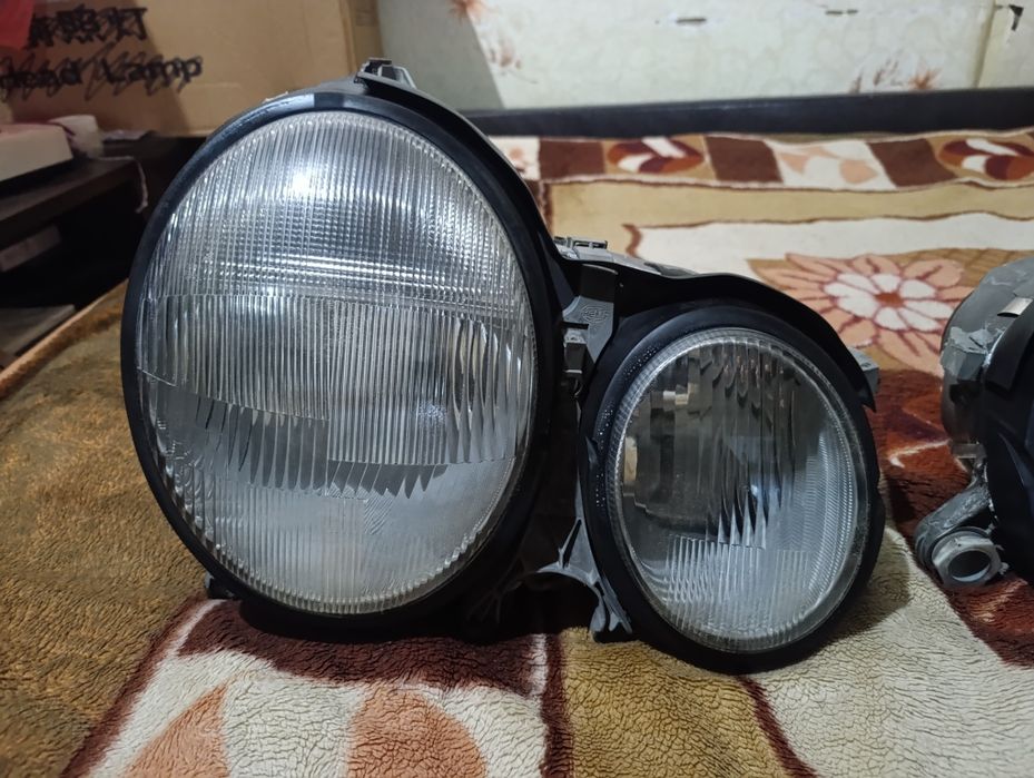 Фары на Мерседес 210 рестайлинг