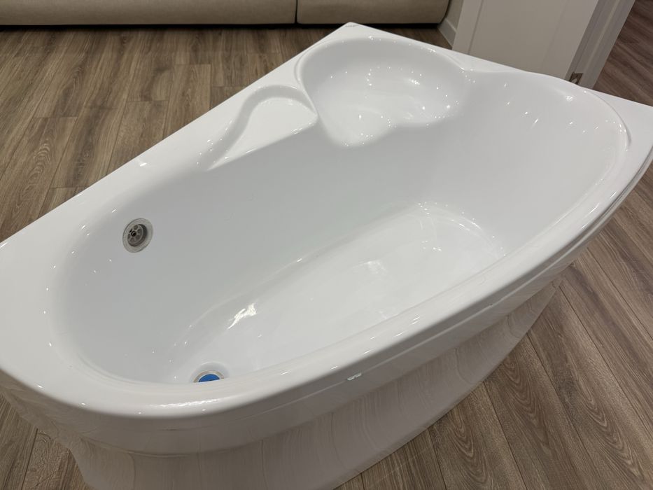 Продам ванну Bonito