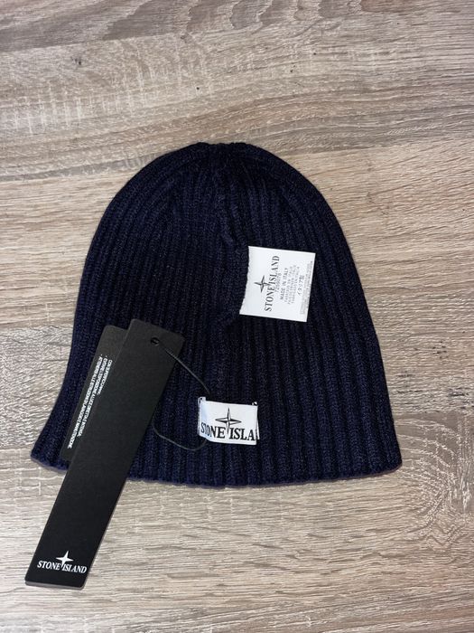 Vand caciula Stone Island bluemarin