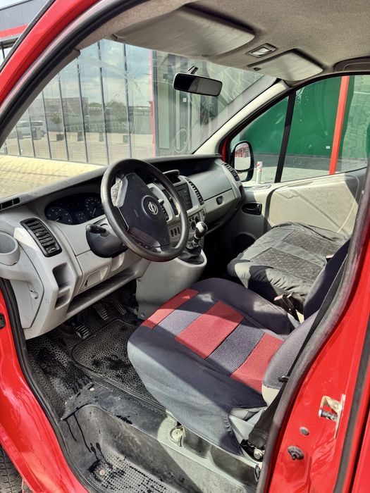 Opel Vivaro 2006