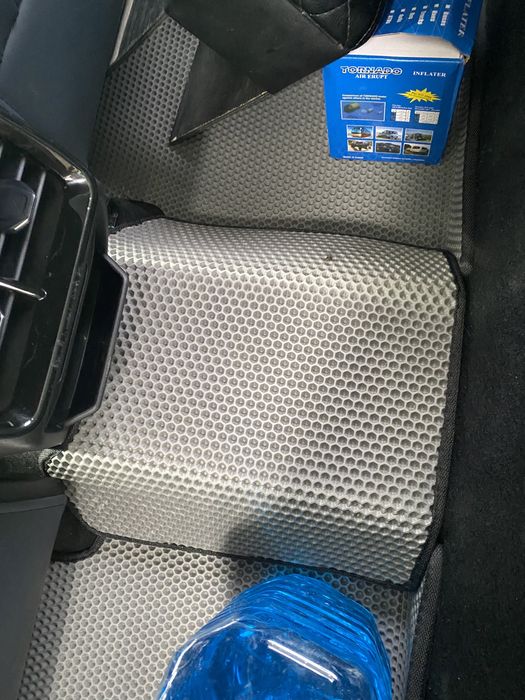 Коврики еваполик Geely Atlas