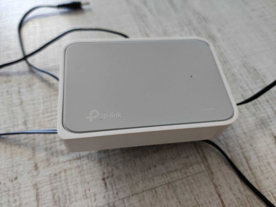 Switch TP-LINK TL-SF1005D, 5 x 10/100Mbps