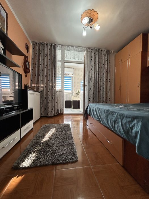 Garsoniera de inchiriat-Craiova, zona Karrefour- Craiovița