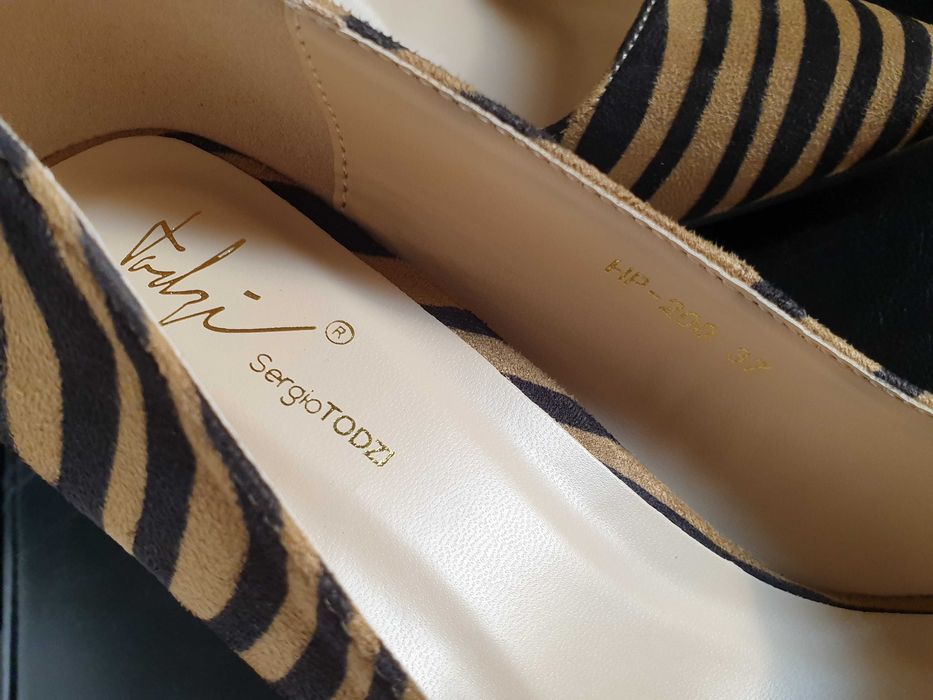 Pantofi stiletto animal print, marimea 37 toc 11,5 cm