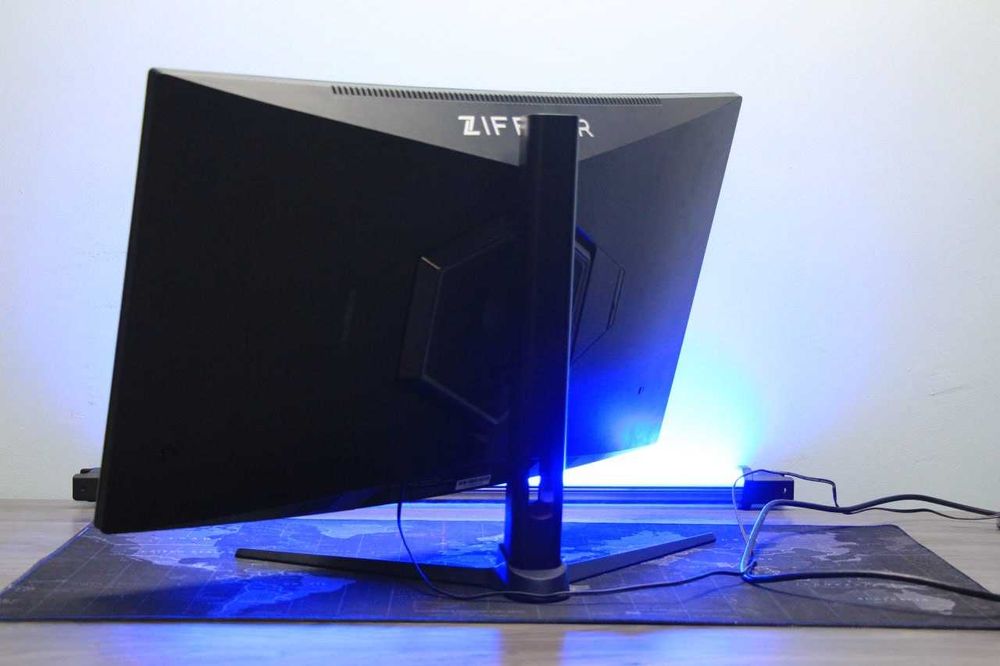 Ziffler 27" RGB Curver monitor 200Hz