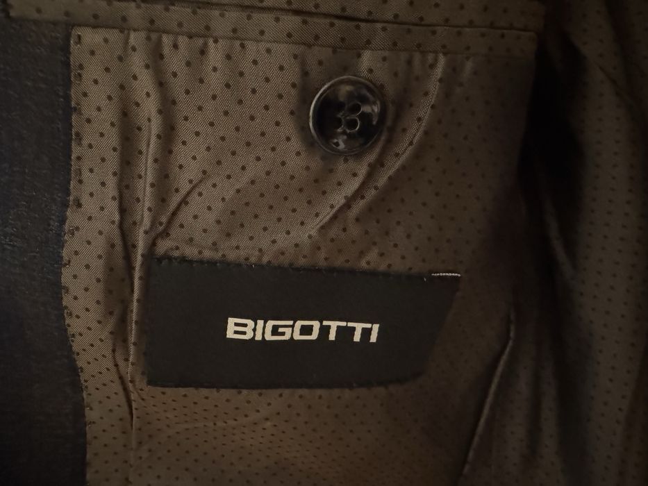 Sacou Bigotti, model Canaletto, 100 % lânǎ