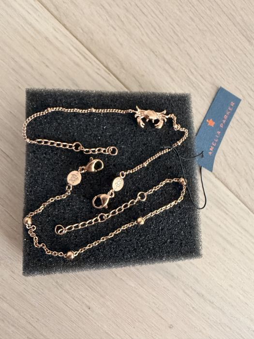 2 bratari Amelia Parker