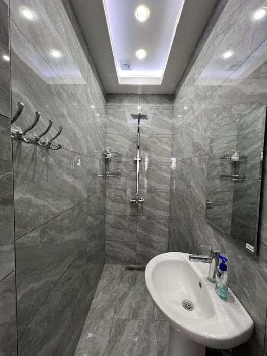 Сдаётся 5 комнатный Хай Тек Дом! 5 room High Tech House for rent! Real