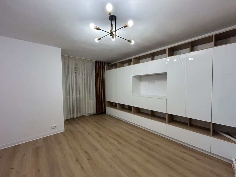 Inchiriez garsoniera