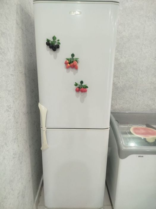 Российский бирюса холодильник сотилади