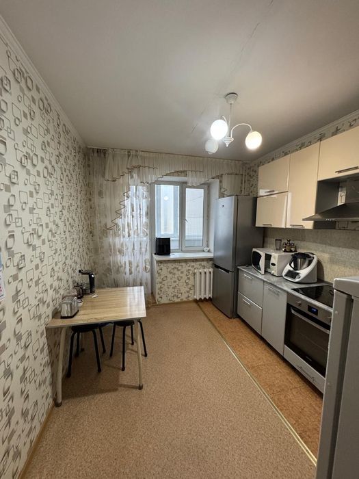 Продам трех комнатную квартиру