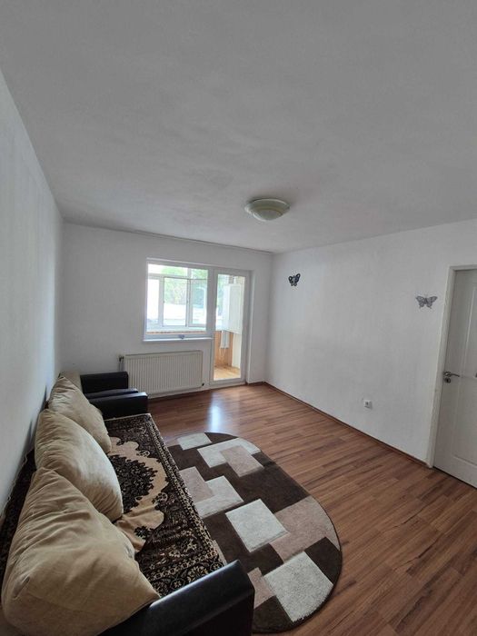 Inchiriez apartament Alba Iulia locatie buna