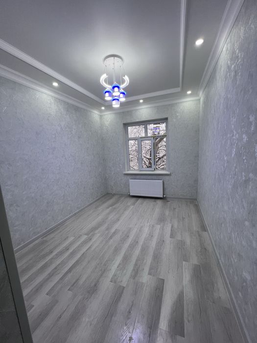 Продается квартира 9- микрорайон 3х комната