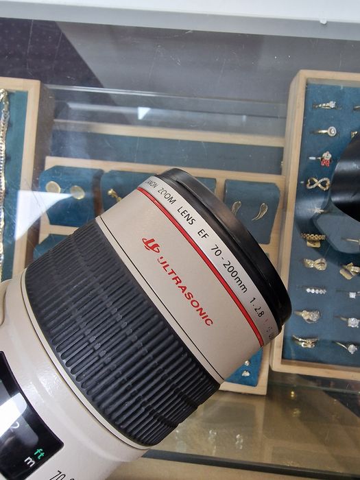 Amanet Vitan 107 / Obiectiv Canon