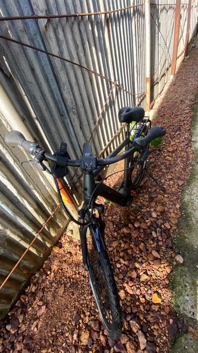 Bicicletă Electrică Pegasus – Trekking, Suspensie, Frâne pe Disc, Portbagaj