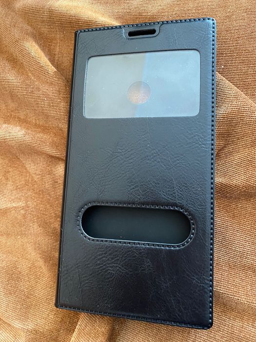 Чисто нови калъфи за смартфони