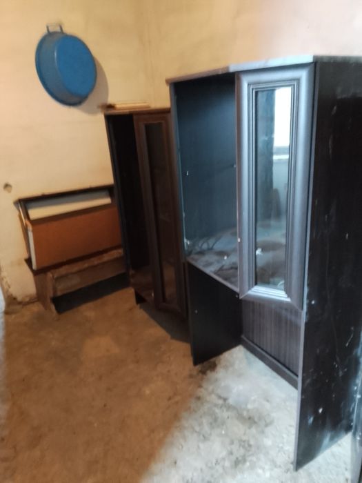 Продам стенку почти новая