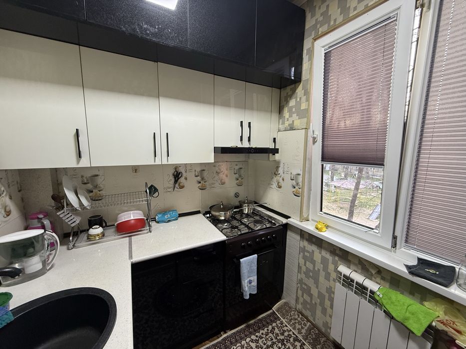 Продается 2 комнатная Чиланзар 24 Ширин Арка