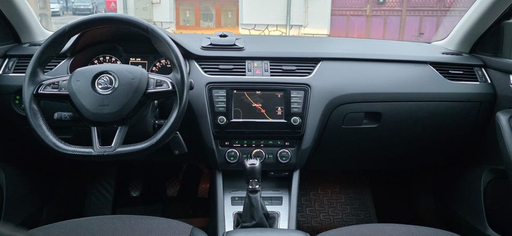 Skoda Octavia 2L 150 cp euro 6