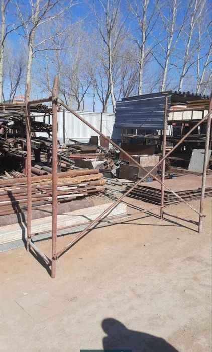 Продам леса два комплекта за 40 тысяч