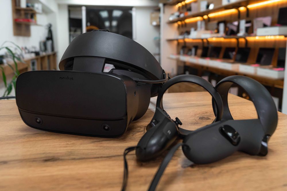 Очки виртуальной реальности Oculus Rift S черный Магазин Red Geek ...